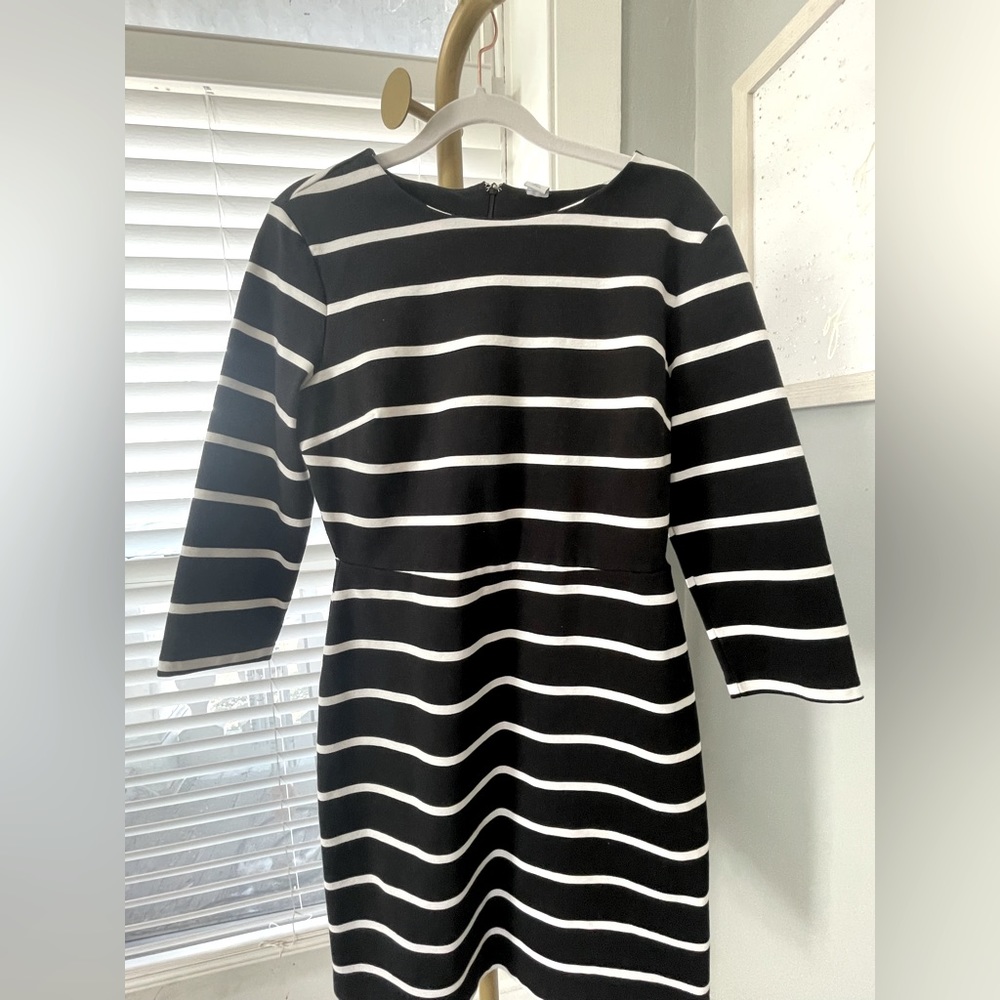 EUC Old Navy size M tall dress
